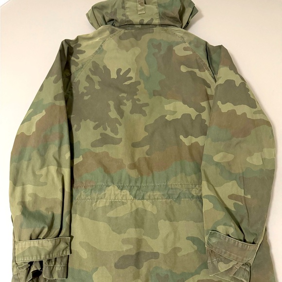 J. Crew Wallace & Barnes men’s medium camouflage field jacket. - Picture 5 of 5